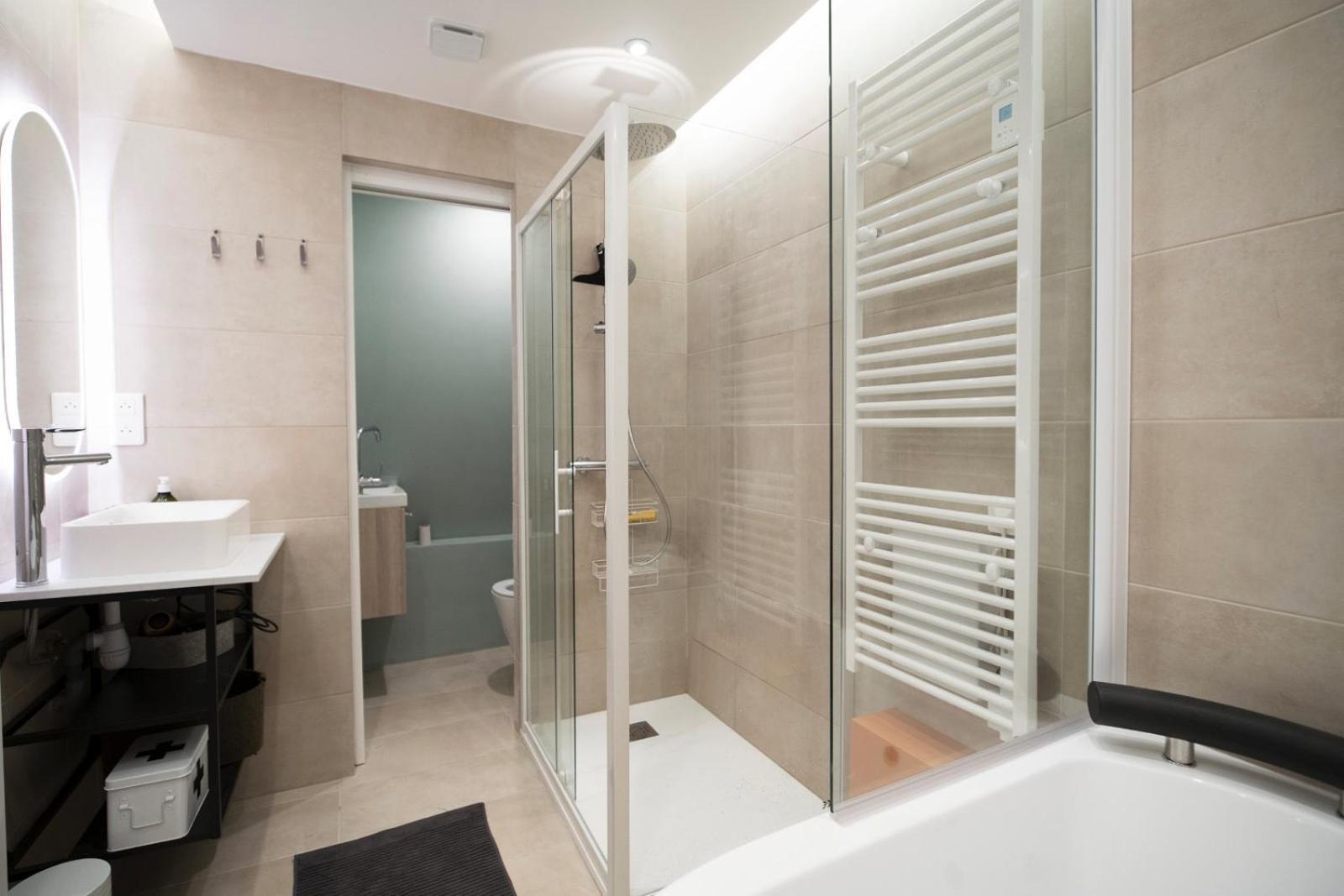Bel Appartement Type Chalet Avec Balneo Et Jardin Greolieres Ngoại thất bức ảnh